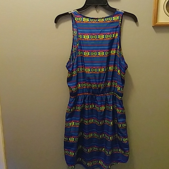 Dress - Picture 3 of 3